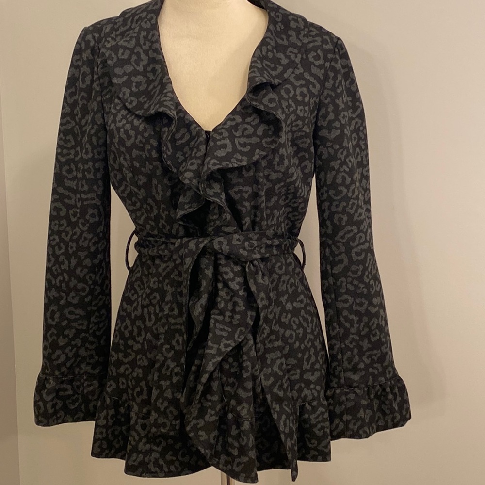 Sandro studio fully lined womens animal print jacket with tie size M